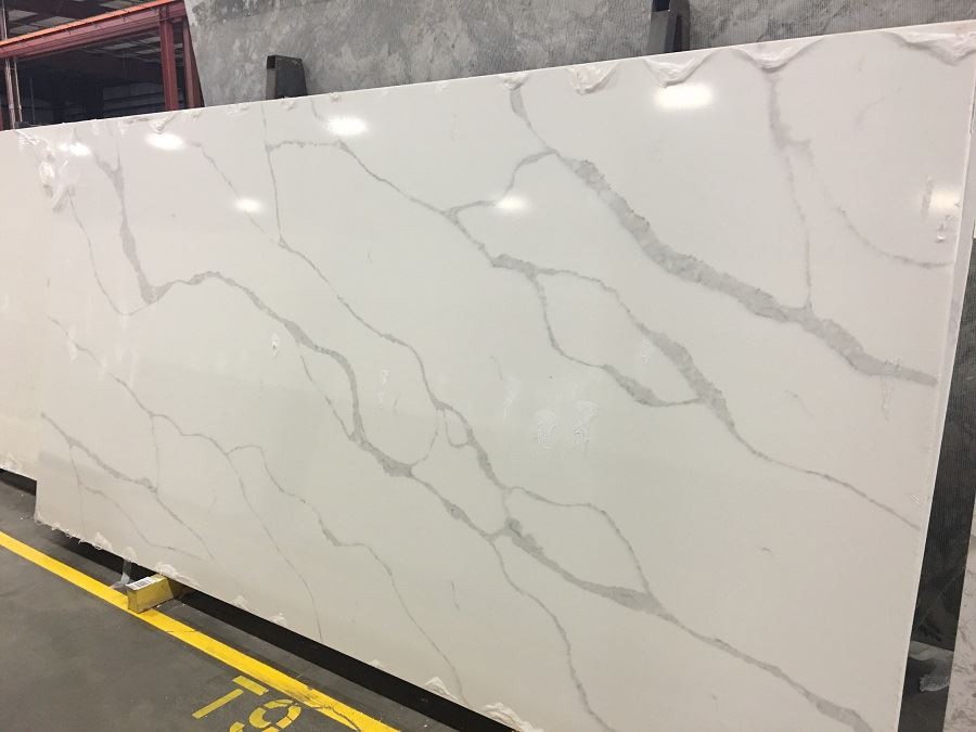 Calacatta borghini quartz slab