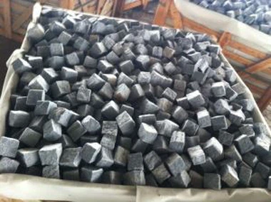Pierre de cube en granit gris naturel