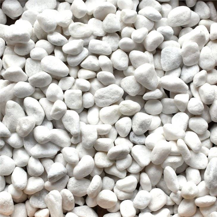 Galets de marbre blanc