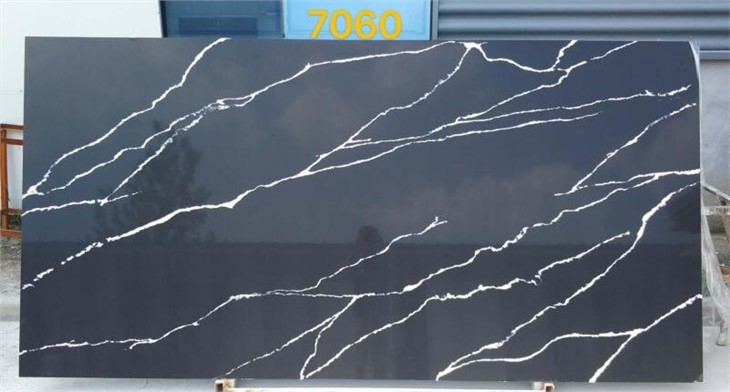 Black Quartz With Unique Veins
