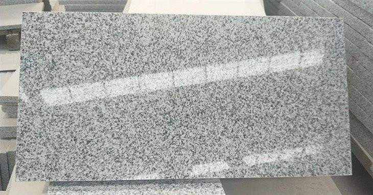 Light-Grey-Granite-for-Slab-Tile-Countertop-Step.webp (3)(001)
