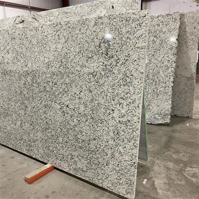Dalle de granit blanc Dallas pour comptoir de cuisine