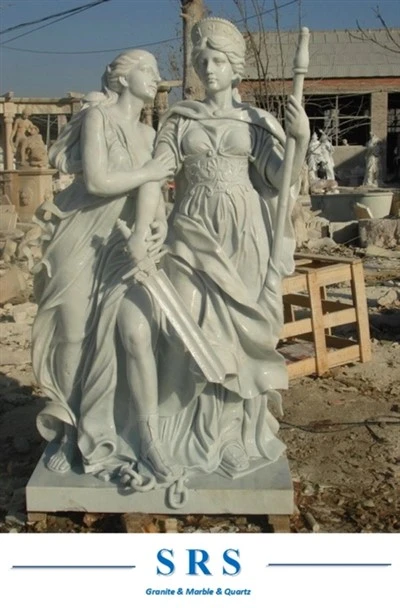 Statues en marbre blanc